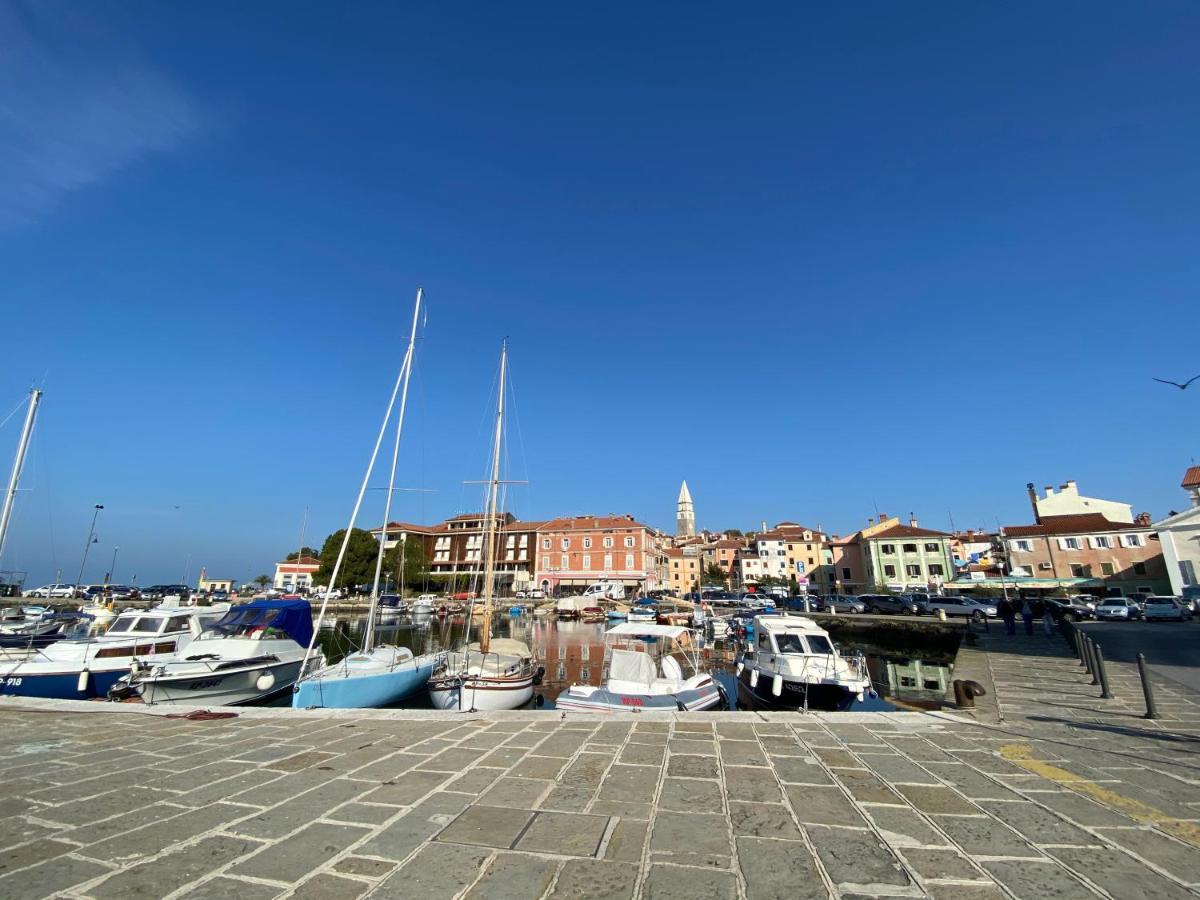 Apartma Sinitus Izola Exterior foto