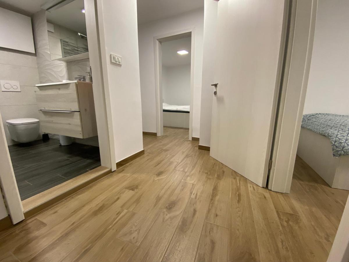 Apartma Sinitus Izola Exterior foto